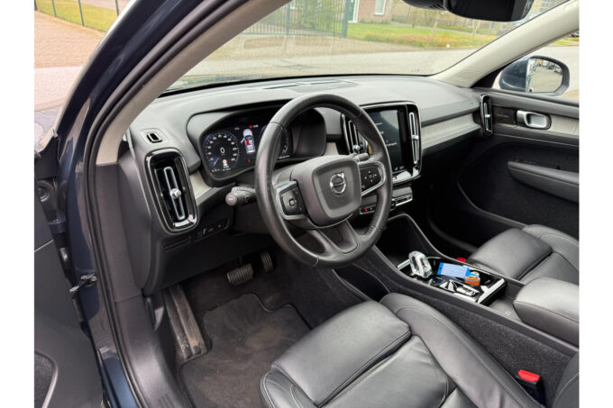 Volvo XC40 1.5 T5 Recharge Business Pro | Hybrid Pano Camera's Trekhaak | - Image 13