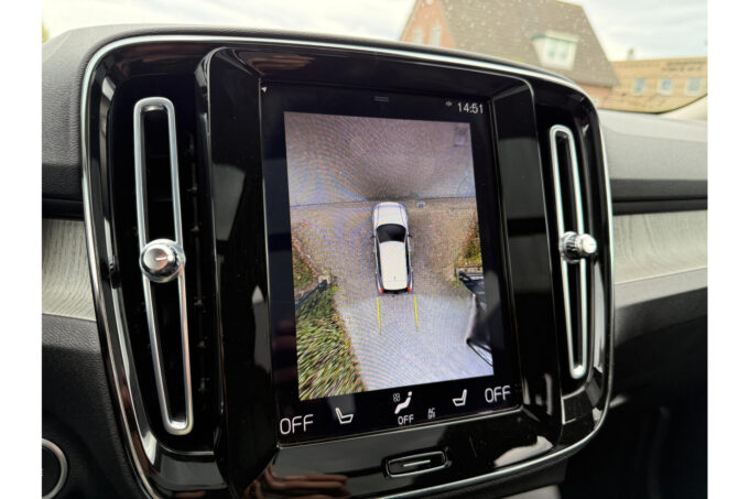 Volvo XC40 1.5 T5 Recharge Business Pro | Hybrid Pano Camera's Trekhaak | - Image 17