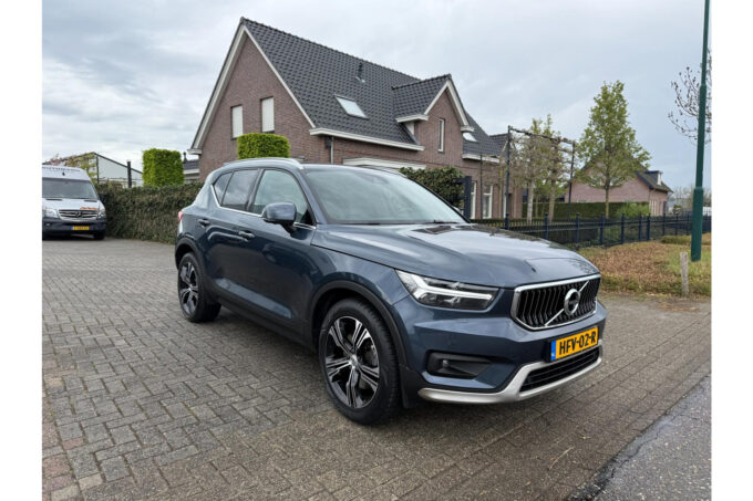 Volvo XC40 1.5 T5 Recharge Business Pro | Hybrid Pano Camera's Trekhaak | - Image 3