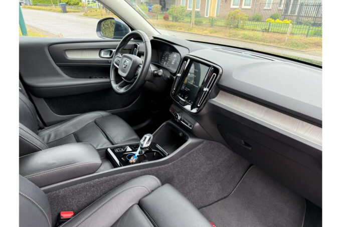 Volvo XC40 1.5 T5 Recharge Business Pro | Hybrid Pano Camera's Trekhaak | - Image 8