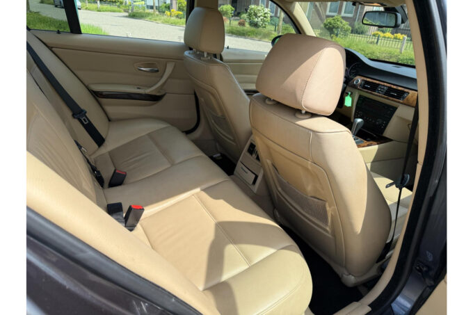BMW 3-serie 325i Dynamic Executive | NAP 6 cil. Leder Clima Cruise ALPINA | - Image 10