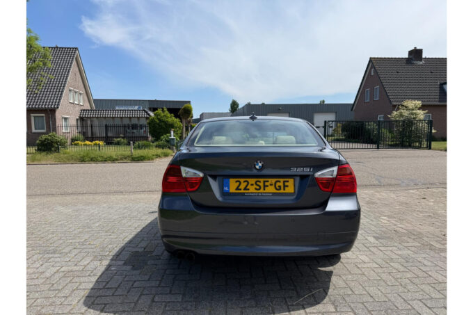 BMW 3-serie 325i Dynamic Executive | NAP 6 cil. Leder Clima Cruise ALPINA | - Image 4
