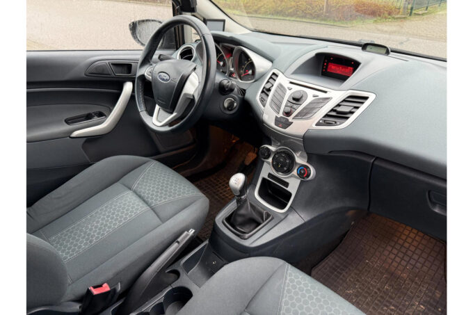 Ford Fiesta 1.25 Titanium | NAP Airco Parkeersensoren LM velgen | - Image 7