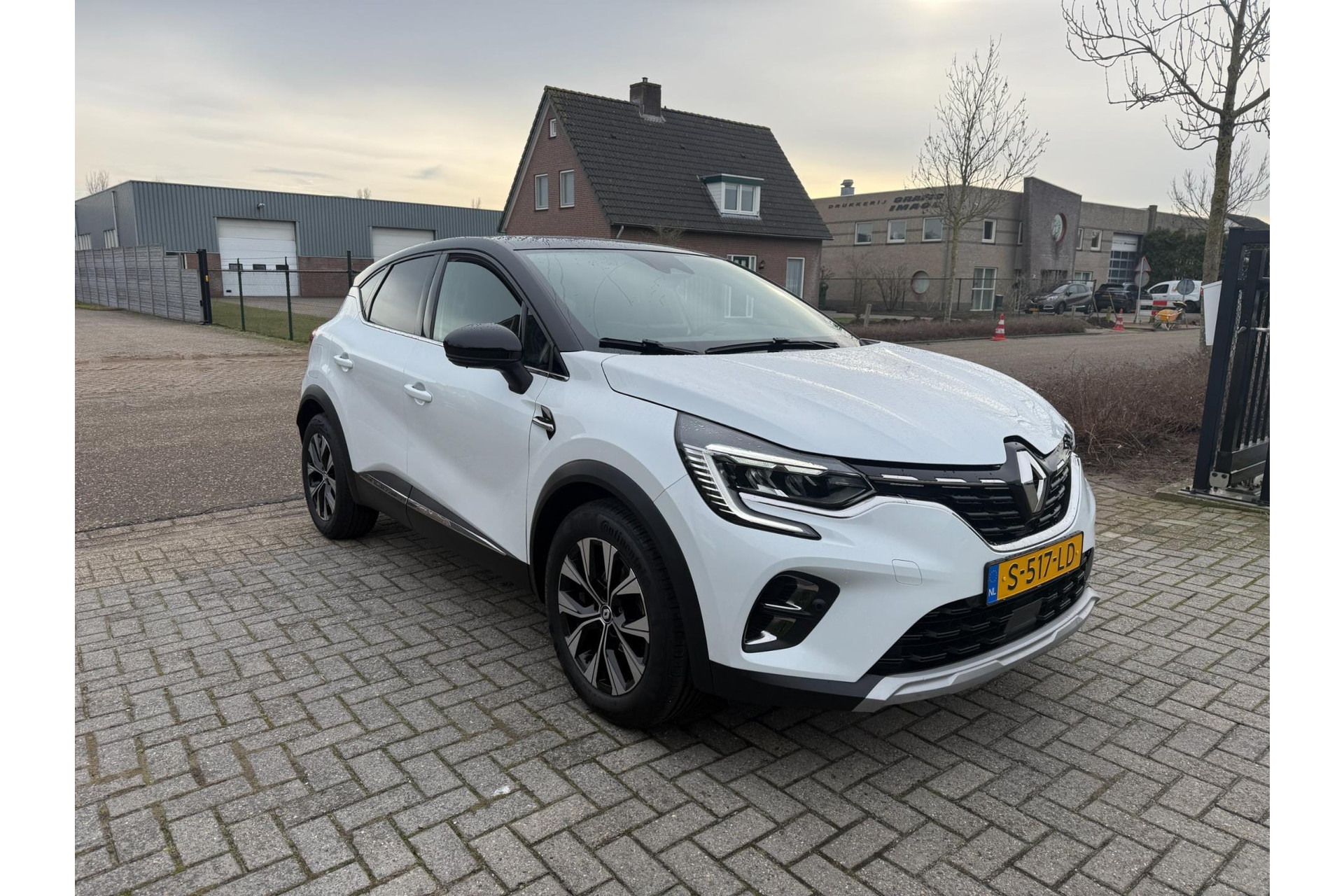 Renault CAPTUR 1.0 TCe 100 Bi-Fuel Zen | NAP LPG-G3 Navi Clima Cruise Camera | - Image 3